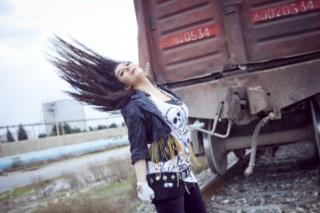 Müğənnidən maraqlı fotosessiya